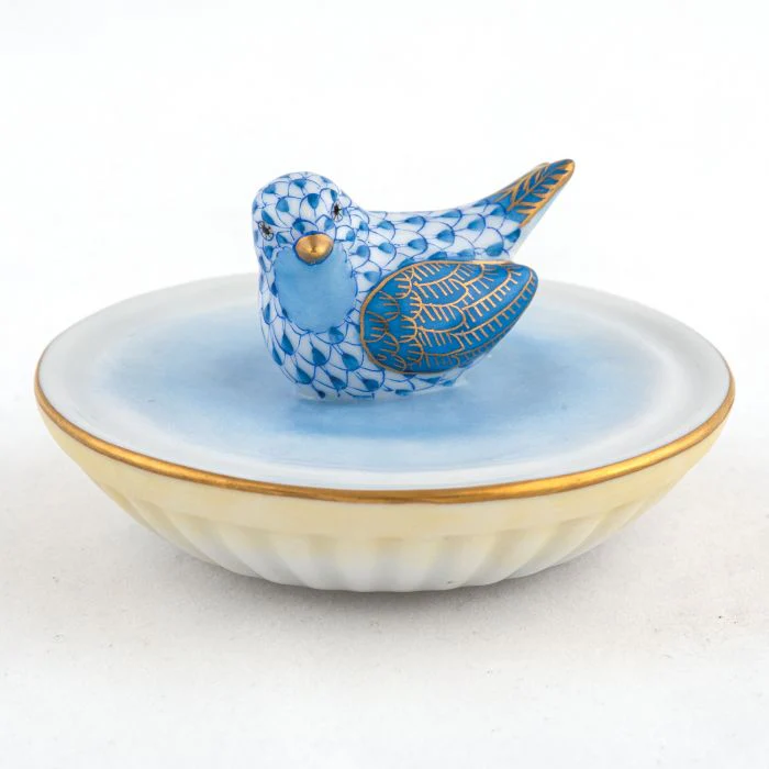 Bird in Bird Bath - Image 3