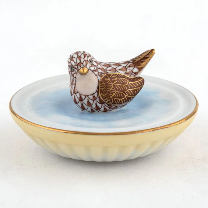 Bird in Bird Bath - Image 4