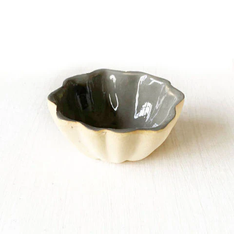 Mini Scallop Bowl - Image 4