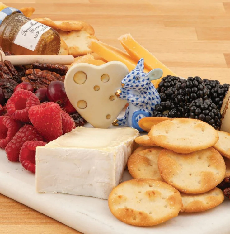 Mouse With Heart Cheese - Image 3
